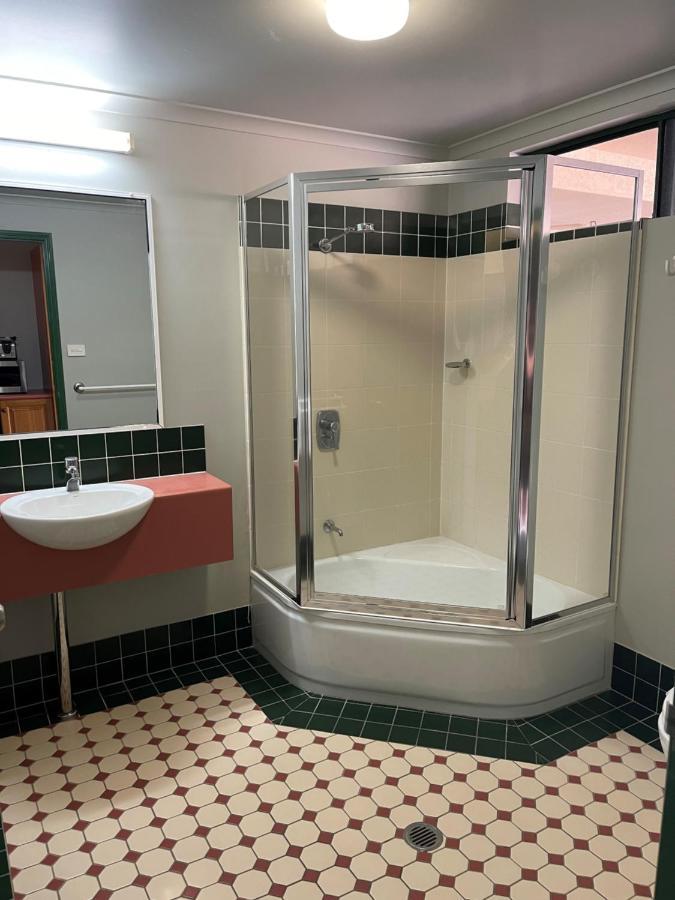 Cannon Park Motel Кернс Екстер'єр фото