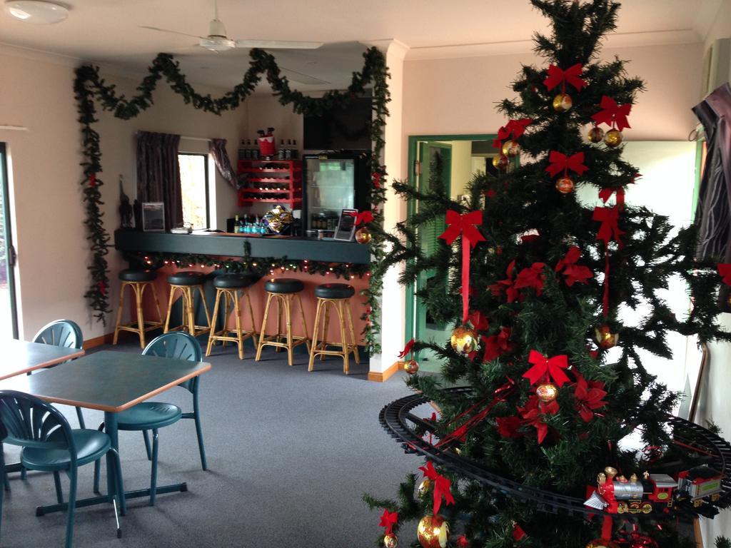 Cannon Park Motel Кернс Екстер'єр фото